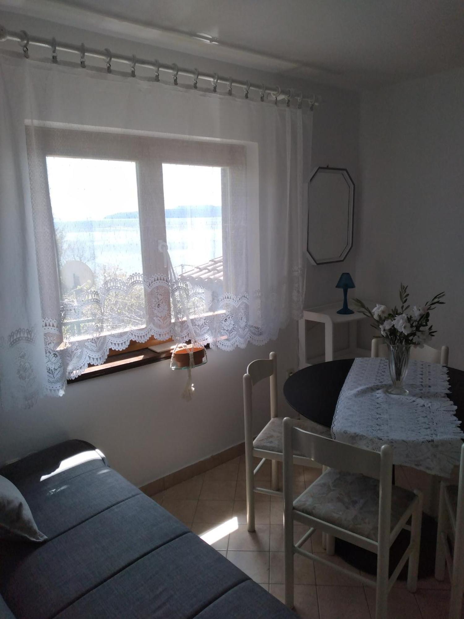 Apartments Zlatko Ičići Pokój zdjęcie